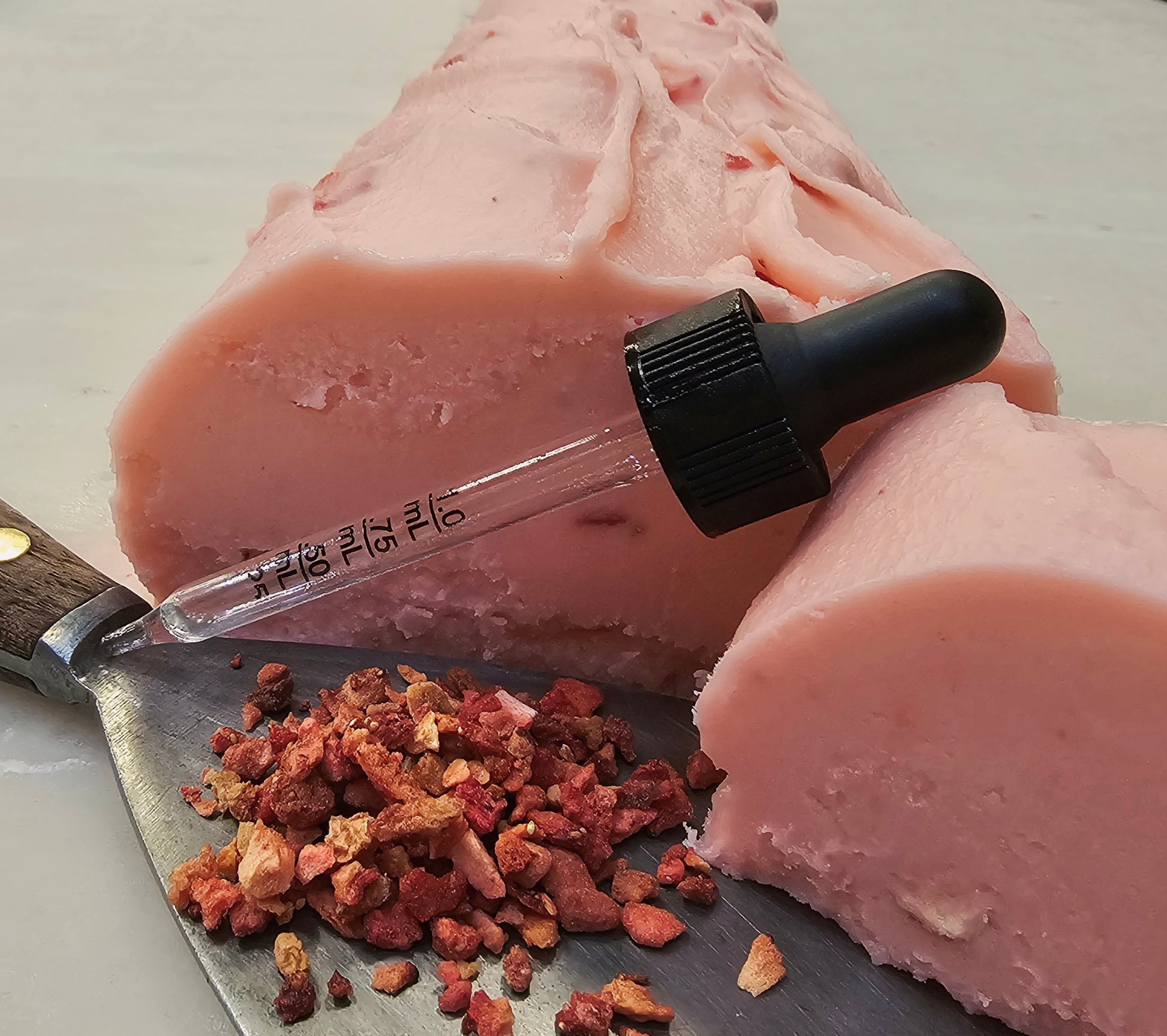Strawberries & Cream Fudge
